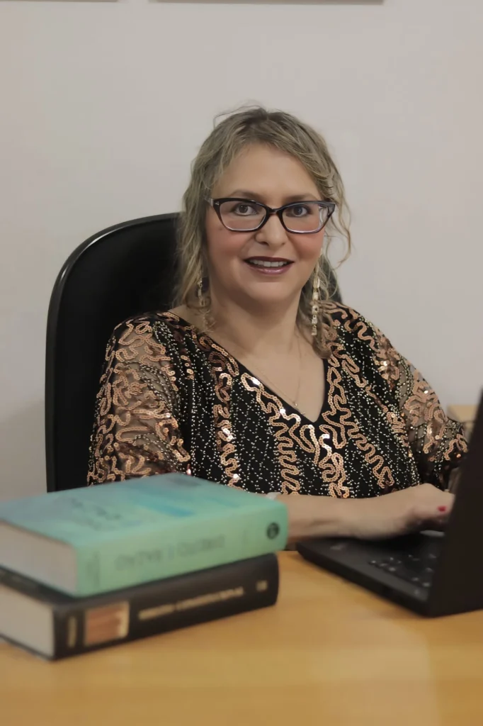 Zaira Jossane, advogada do escritório